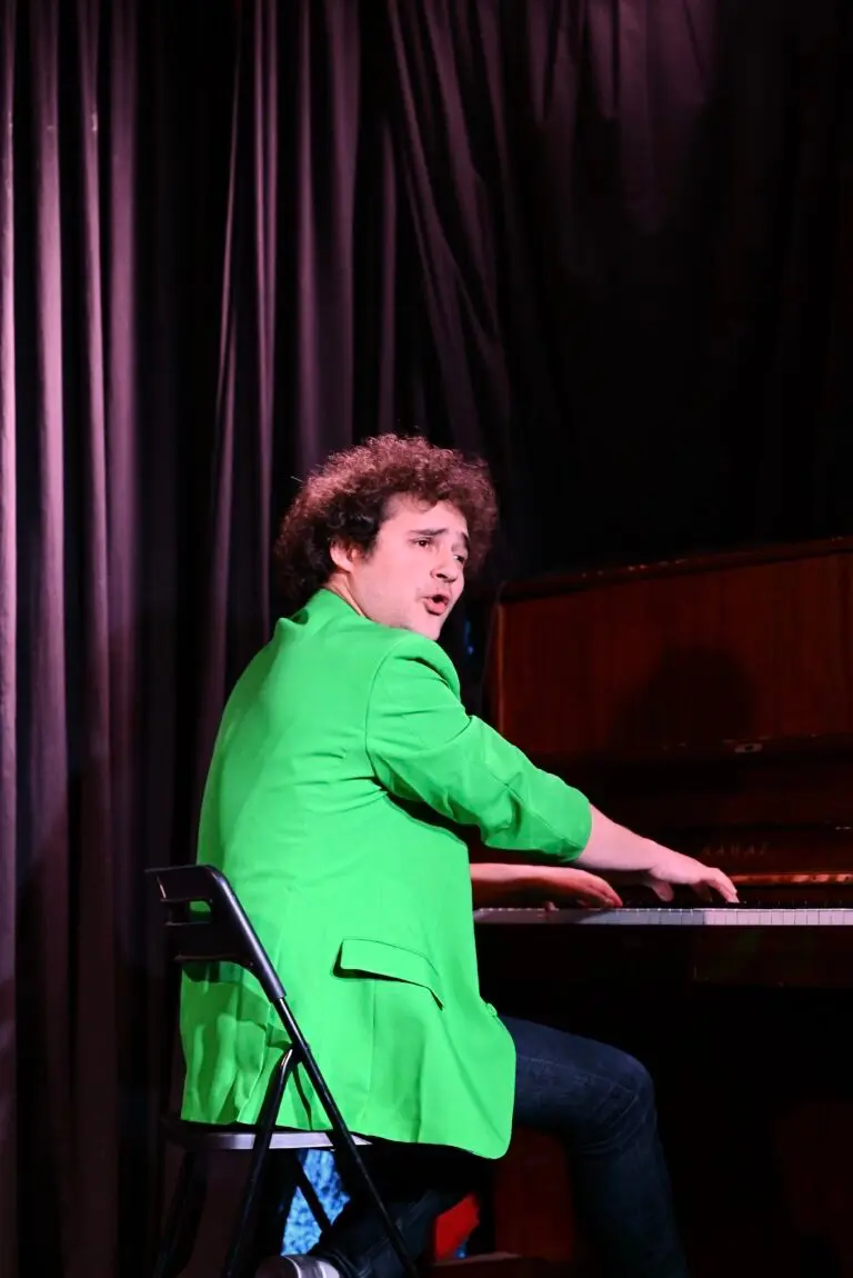 Grand Cabaret